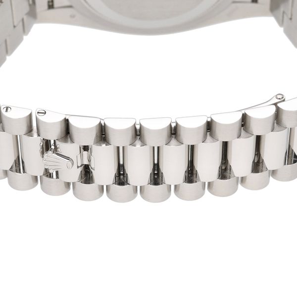 Rolex Day-Date 40 228396 TBR